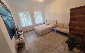 1 Apartments Angels Okb